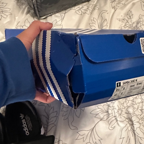 Adidas Black and White Samba Jane’s 9.5 NIB - Picture 7 of 10